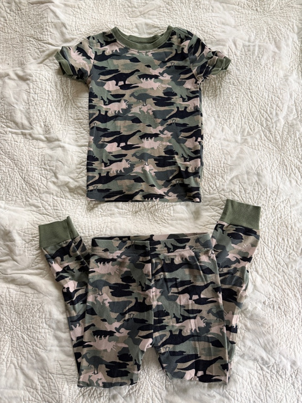 Old Navy Green Black Dinosaur Camo Kids Pajama Set